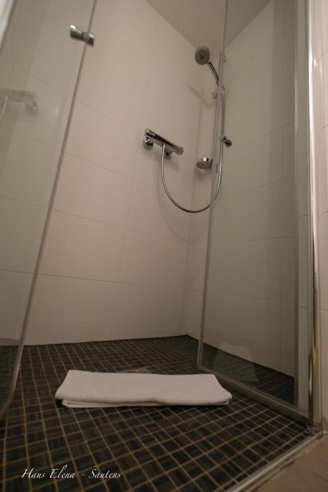 Haus Elena Apartment Sautens Bagian luar foto