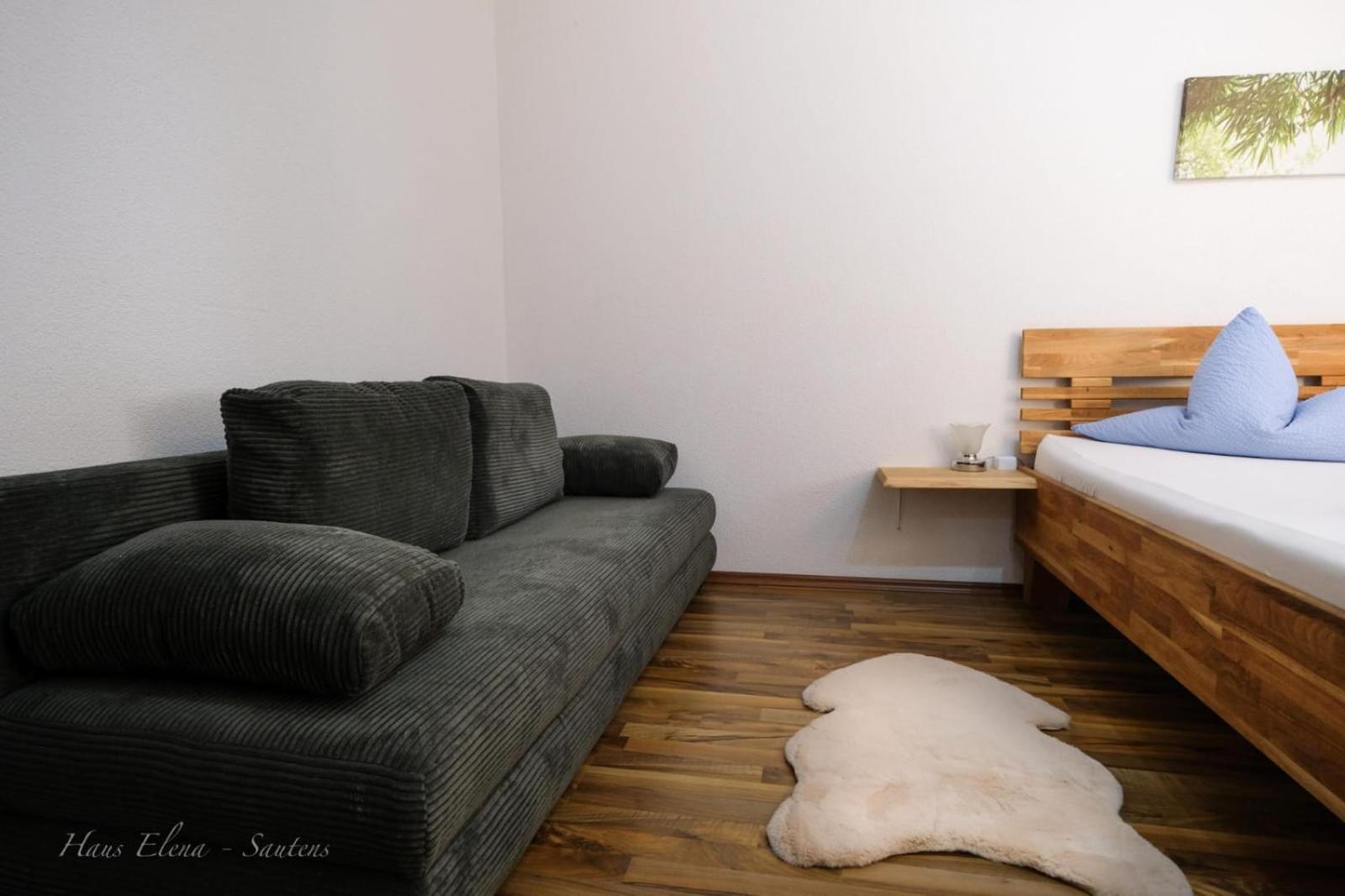 Haus Elena Apartment Sautens Bagian luar foto